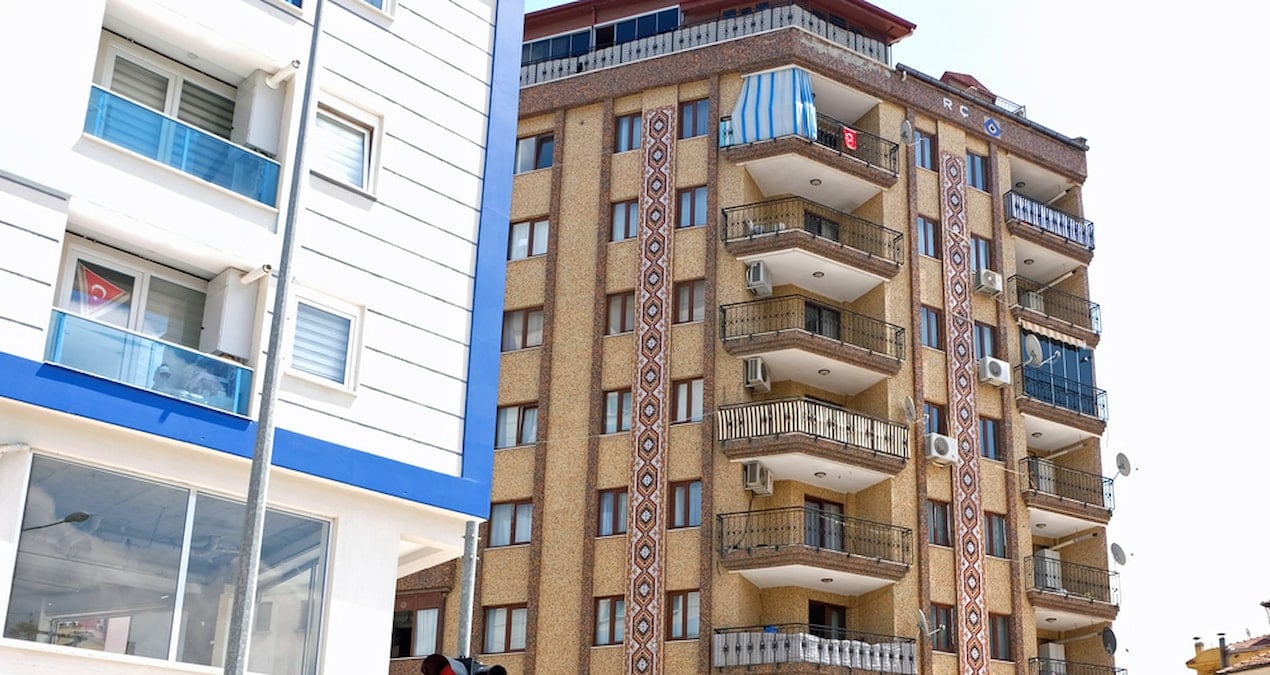 Balkon Masrafı Kavgalarında Yeni Dönem: Kiracı mı Öder, Ev Sahibi mi? İşte Net Çizgi