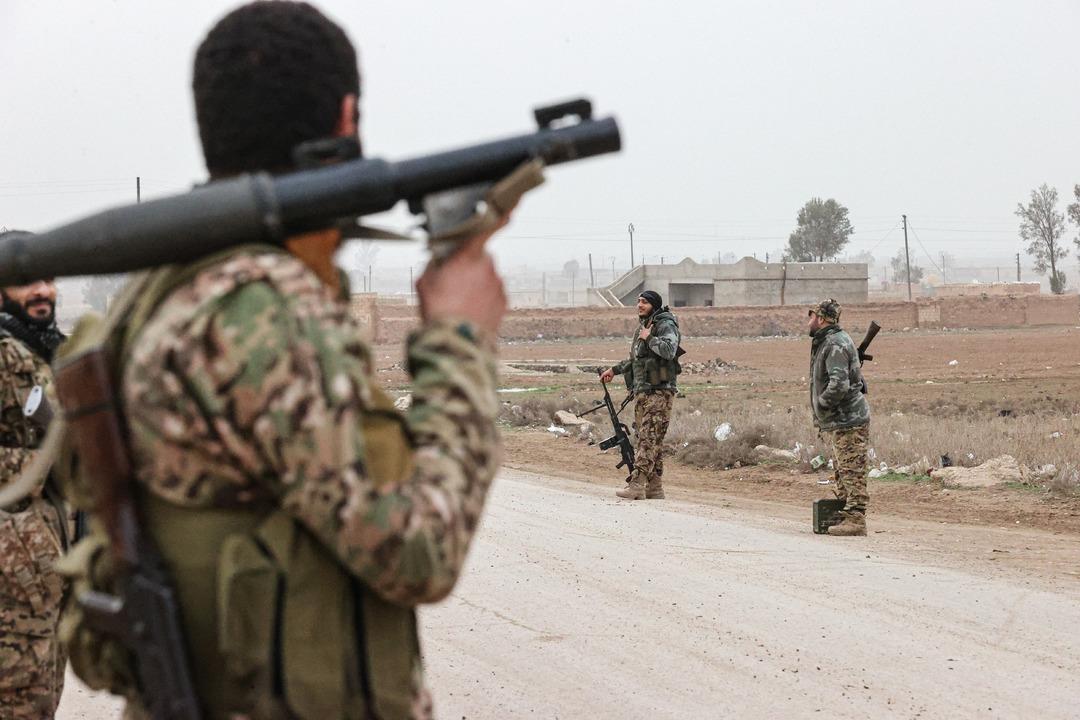 Şam yönetimi Haseke de: Suriye bayrağı göndere çekildi 5