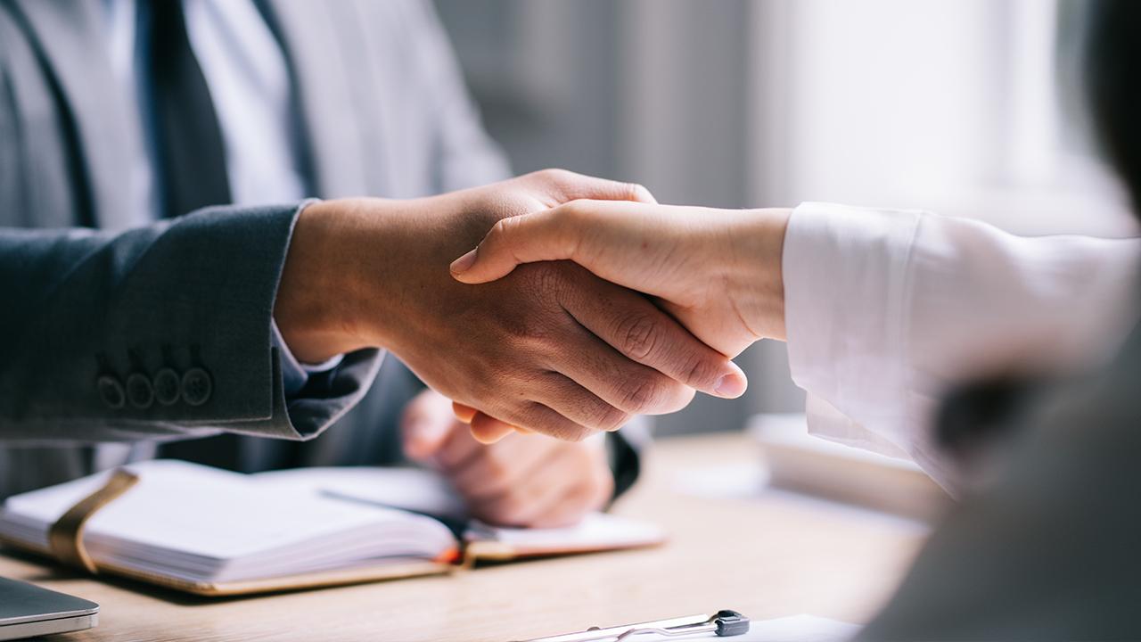 Kadın İstihdamında Tarihi Dip İşsizlik: Kreş Seferberliği ve 24 Haftalık Doğum İzni Düzenlemesi Geliyor