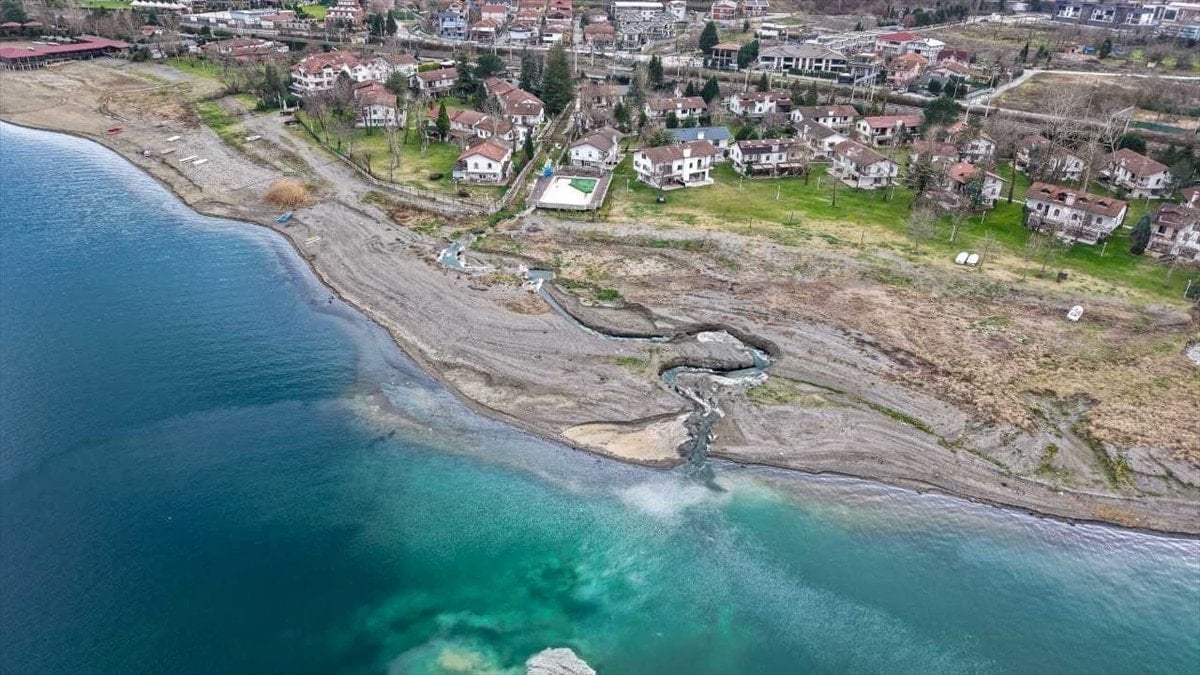 Sapanca Golu'ne su aktarimi