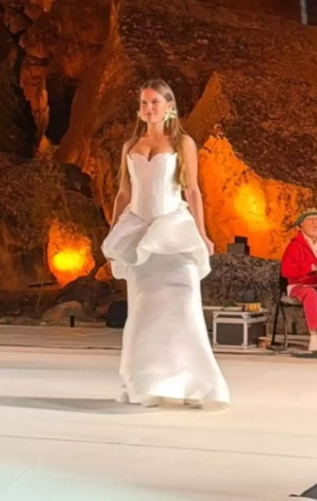 Su Atacan'ın podyum fotoğrafı