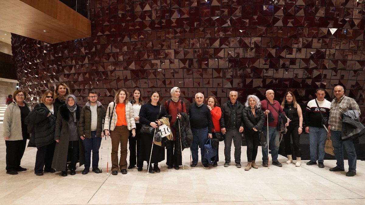 Türk Telekom, Fındıkkıran Balesi’ni görme engelliler için erişilebilir hale getirdi